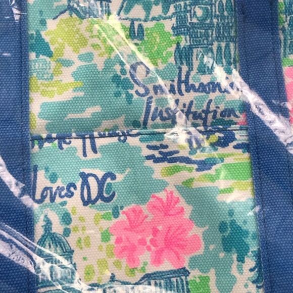 Lilly Loves DC Mercato Tote - Picture 10 of 13
